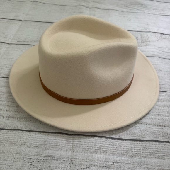 Brixton Messer Hat in Sand Medium - Picture 2 of 9